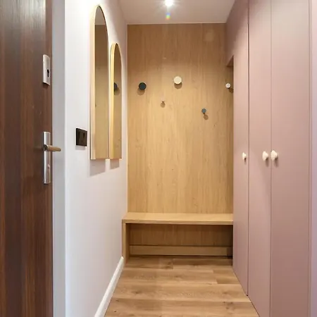 Apartment By Milo Bylo Ustron